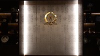 Ruangan Ketua DPR yang kini ditempati Bamsoet berada di Lantai tiga, Gedung Nusantara III, Kompleks Parlemen, Senayan, Jakarta. Untuk bisa naik ke ruang pimpinan, tamu diwajibkan untuk diperiksa oleh pamdal DPR dengan metal detector dan X-Ray. (Tsarina Maharani/detikcom).
