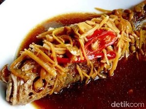 Sedapnya Ikan Alu-alu Berbumbu Tauco Khas China Peranakan Tangerang