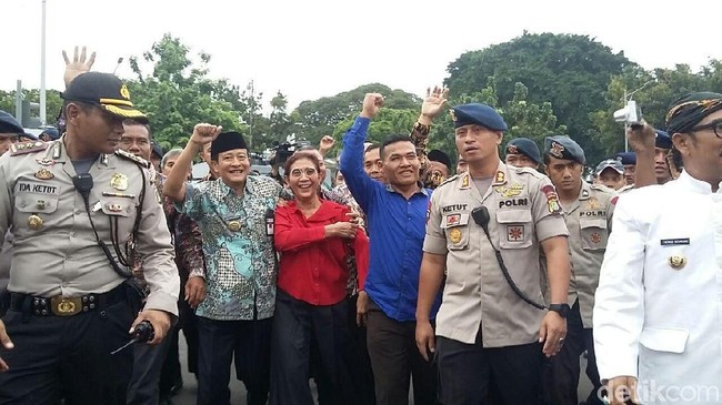 Serangan Bertubi-tubi ke Susi, dari Nelayan Cantrang Hingga Fadli Zon