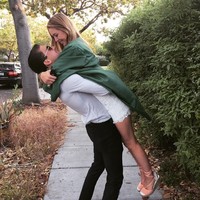 Eve kerap menunjukkan kemesraan dengan pacarnya. Keduanya diketahui menjalin hubungan LDR. Foto: Instagram Eve Jobs