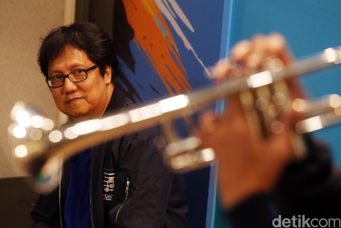 Musisi yang juga konduktor, Erwin Gutawa meresmikan lembaga pendidikan musik Erwin Gutawa Music Scholl (EGMS), di Jakarta, Rabu (17/01/2018).