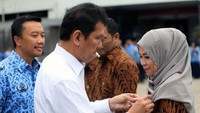 Upacara rutin di Halaman Kantor Kementerian Pemuda dan Olahraga, Jakarta, Rabu (17/1) pagi. Pool/Kemenpora.