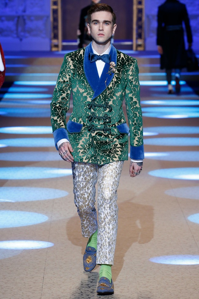 Kalau ini, Gabriel Day Lewis. Pemuda 22 tahun ini merupakan putra aktor pemenang Oscar Daniel Day Lewis. Foto: Dok. Vogue