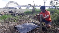 Awal tahun 2018 ini, publik kembali dikejutkan dengan temuan bangkai orangutan tanpa kepala yang mengambang di Sungai Barito, Kabupaten Buntok, Kalimantan Tengah. (Foto: dok. Centre for Orangutan Protection)
