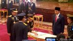 Detik-detik Jokowi Lantik Menteri Baru di Istana