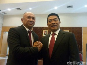 PDIP: Purnawirawan Jenderal TNI Kabinet Jokowi Punya Jaringan Kuat