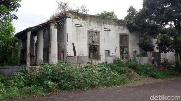 Kemegahan Arsitektur Rumah Cimanggis yang Terancam Digusur 