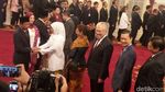 Foto: Senyum Teten dan Khofifah yang Direshuffle Jokowi