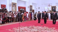 Teten Masduki sebelumnya telah menepis reshuffle Kabinet Kerja jilid III ini untuk membentuk tim sukses Jokowi di Pilpres 2019.