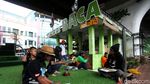 Nyamannya Taman Baca di Kolong Flyover Ciputat