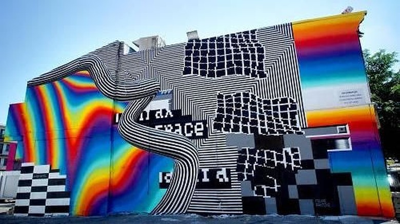 Eko Nugroho Pajang Karya Berdampingan dengan Banksy dan Obey di Singapura Eko Nugroho Pajang Karya Berdampingan dengan Banksy dan Obey di Singapura