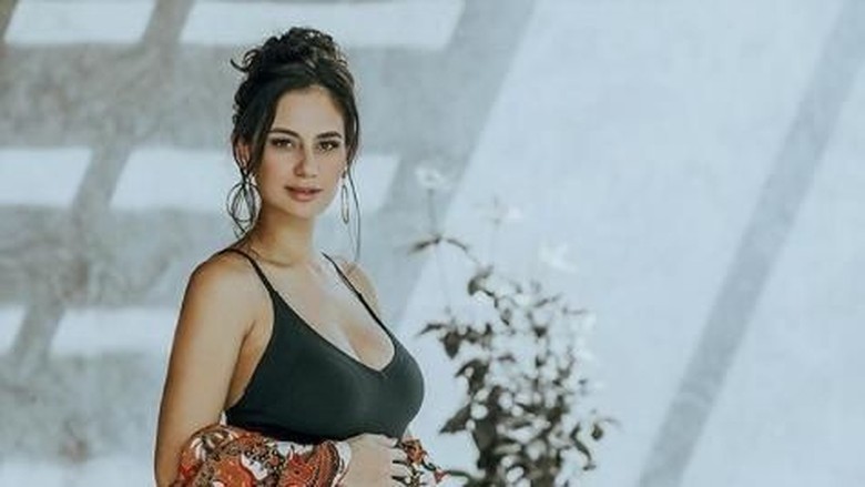 Hiks! Marissa Nasution Kehilangan Salah Satu Janinnya/ Foto: Dok. Instagram/marissaln Hiks! Marissa Nasution Kehilangan Salah Satu Janinnya/ Foto: Dok. Instagram/marissaln