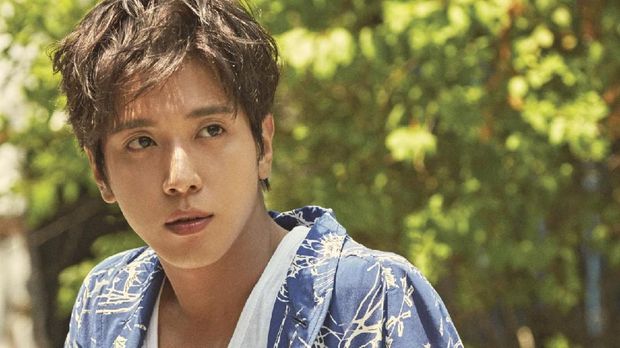 Jung Yong Hwa pernah tersangkut skandal curang soal pendidikan pascasarjana.