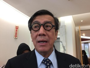 Menkum HAM: Isu TKA Terlalu Dibesar-besarkan