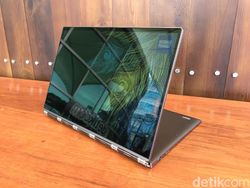 Unboxing Yoga 920, Laptop 2 in 1 Seharga Rp 23 Juta