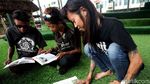 Nyamannya Taman Baca di Kolong Flyover Ciputat
