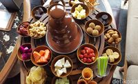 Sundara: Saat Secangkir Earl Grey Ditemani 'Chocolate Fountain' yang Lengkap