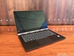 Unboxing Yoga 920, Laptop 2 in 1 Seharga Rp 23 Juta