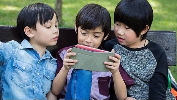 Meme Ngenes Kids Zaman Now vs Kids Zaman Old