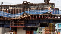 Proyek ini ditargetkan selesai pada April 2018.