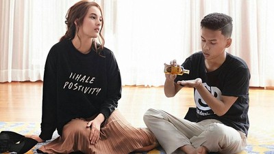 Terlalu Kocak, Deretan Foto Editan Pria Indonesia Bersama Artis Cantik