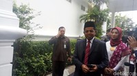 Presiden Jokowi menunjuk Idrus Marham sebagai Mensos dengan alasan Karena cocok saja,. Jokowi mengatakan, urusan di Kemensos sangat banyak. Di antara yang harus dituntaskan adalah soal distribusi bantuan nontunai beras. (Foto: Bagus Prihantoro Nugroho/detikcom)