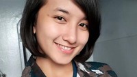 Wajah imut dan manis Dina selalu berhasil membuat jatuh hati. (Dok. Instagram/dinabharina)
