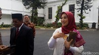 Saat menikah, Idrus berusia 47 tahun sementara Ridho 28 tahun. Foto: Bagus Prihantoro Nugroho/ detikcom