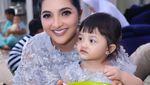 Yuk, Intip Cara Makan Arsy Hermansyah yang Bikin Gemes!
