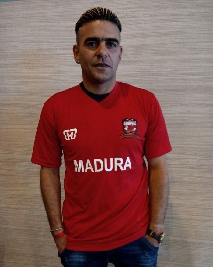 Cristian Gonzales Madura United Cristian Gonzales Madura United