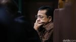 Diserbu Wartawan Usai Sidang, Novanto Tetap Tenang