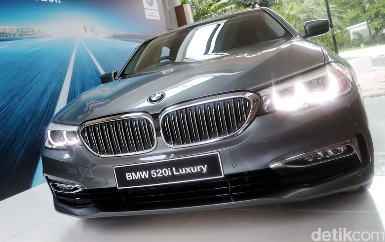 Mobil Listrik BMW Belum Memungkinkan Diproduksi di Indonesia Foto: Grandyos Zafna Mobil Listrik BMW Belum Memungkinkan Diproduksi di Indonesia Foto: Grandyos Zafna