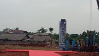 Ditargetkan akan ada 700 unit apartemen yang akan segera bisa dipasarkan ke masyarakat. Dirut Pembangunan Sarana Jaya Yoory C Pinontoan mengatakan proyek tersebut akan diselesaikan pada 1,5 tahun.  (Foto: Muhammad Fida ul Haq/detikcom)