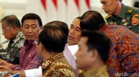 Selain untuk memperkuat kepemimpinan Indonesia di dunia Islam, UIII didirikan atas saran para pemimpin negara dan organisasi di Timur Tengah. Para pemimpin Timur Tengah memandang Indonesia sebagai tempat yang pas untuk belajar Islam bagi generasi muda Timur Tengah. Menurut mereka, praktik Islam di Indonesia adalah praktik yang benar.
