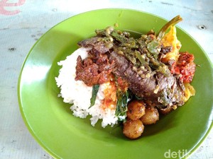 RM Ibu Kacamata : Mengulang Kelezatan Dendeng Legendaris dari Kawasan Senen