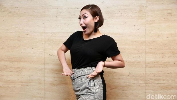 Kata Yulia Mochamad Soal Kabar Istri ke-3 Opick, Anji Diserang EXO L
