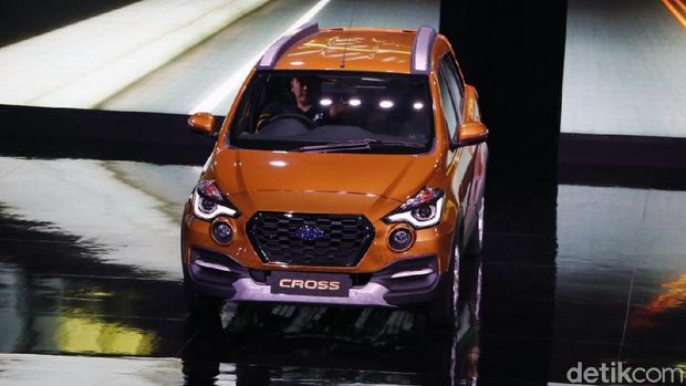 Datsun CROSS