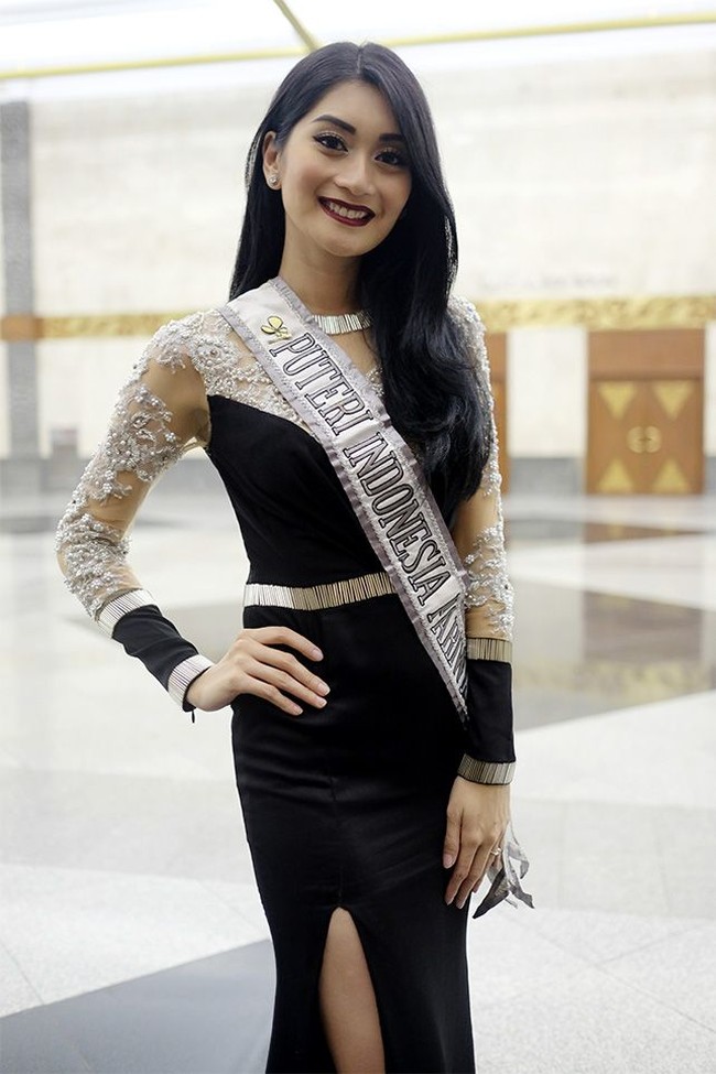 Ayu Pratiwi yang juga gagal di ajang kontes kecantikan namun ia cukup sukses di dunia entertainment. Ayu Pratiwi kala itu mewakili provinsi Maluku Utara di ajang Puteri Indonesia 2009 dan harus puas meraih juara ketiga alias runner-up II. Foto: Instagram
