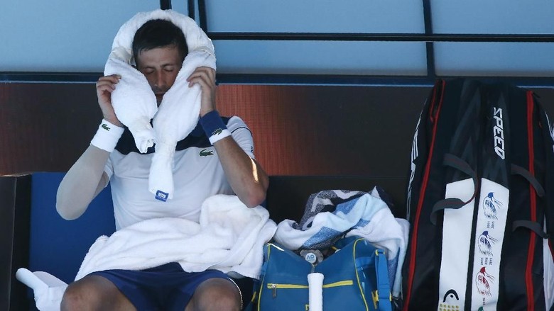 Djokovic Juga Harus Taklukkan Panasnya Melbourne yang Ekstrem Djokovic Juga Harus Taklukkan Panasnya Melbourne yang Ekstrem