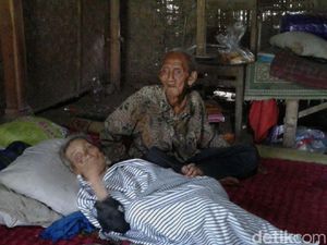 Rumah Tiga Mbah-mbah di Ponorogo yang Viral Mulai Diperbaiki