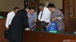 Wajah Tegang Penyuap Eks Dirjen Hubla Divonis 4 Tahun Penjara