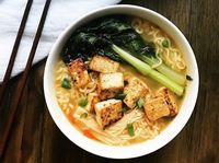 Makin Enak! Racik Ramen Instan di Rumah dengan 7 Bahan Ini