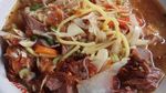 Wah, Mendung Begini 7 Netizen Ini Pamer Soto Mie yang Hangat Ngepul!