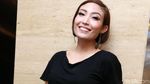 Ayu Dewi, Ibu Dua Anak yang Selalu Centil