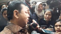 Terima kasih Pak Jokowi percaya pada Partai Golkar. Terima kasih kepada Pak Jokowi karena sudah memberikan Pak Idrus yang terbaik, ucap Novanto.