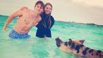 Foto: Putri Cantik Steve Jobs, Kuda & Pantai