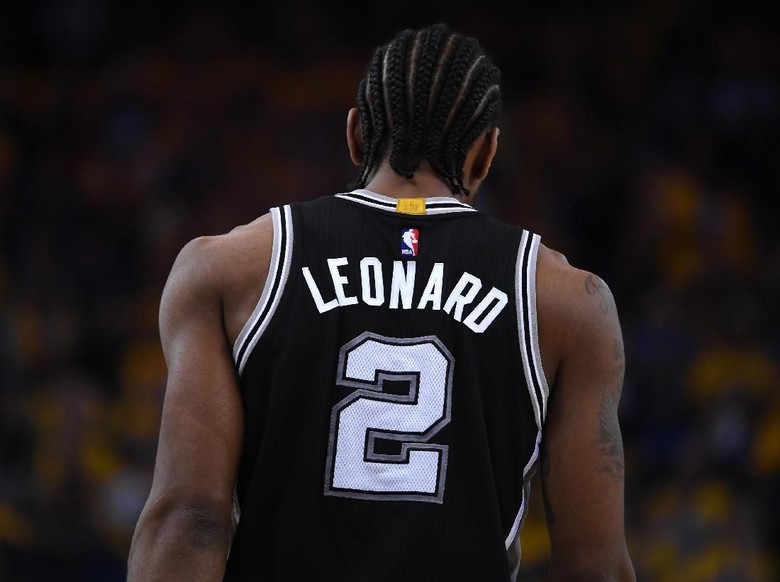 Kawhi Leonard yang Akrab dengan Cedera Kawhi Leonard yang Akrab dengan Cedera