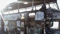 Dalam statemennya, Departemen Emergensi Kementerian Dalam Negeri Kazakhstan mengatakan, hanya lima orang yang berhasil meloloskan diri dari bus yang terbakar tersebut. (Foto: Dok. AFP)