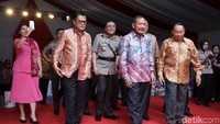 Sejumlah mantan Kapolri turut hadir dalam peresmian gedung tersebut, di antaranya Badrodin Haiti, Dai Bachtiar, dan Roesman Hadi.