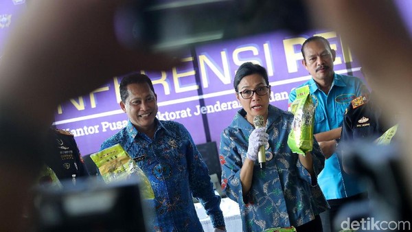 Duet Sri Mulyani-Buwas Gagalkan Penyelundupan Sabu Asal Malaysia